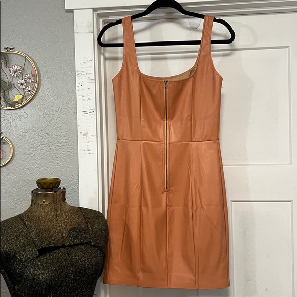 n:PHILANTHROPY NUEVO VEGAN LEATHER MINI DRESS IN CAMEL SIZE M - Picture 5 of 16